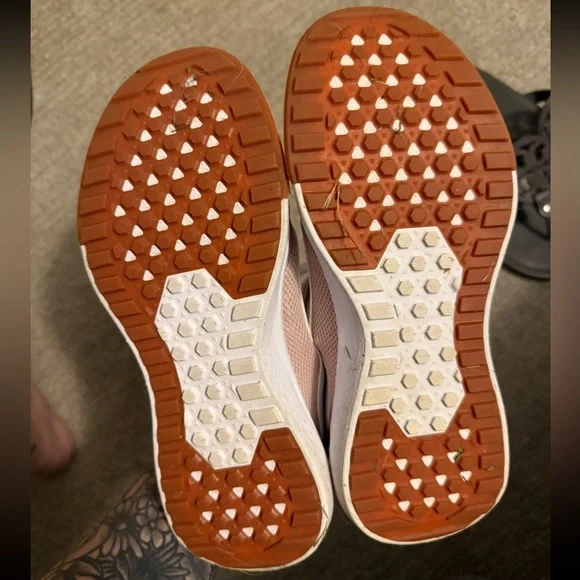 Vans Women's Light Pink Sneakers - Picture 2 of 3